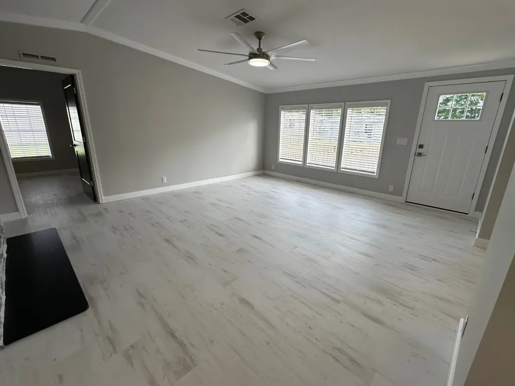 8701 Arlington Drive Foley AL 36535