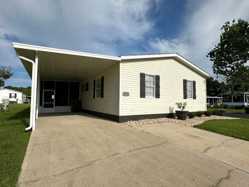 8701 Arlington Drive Foley AL 36535