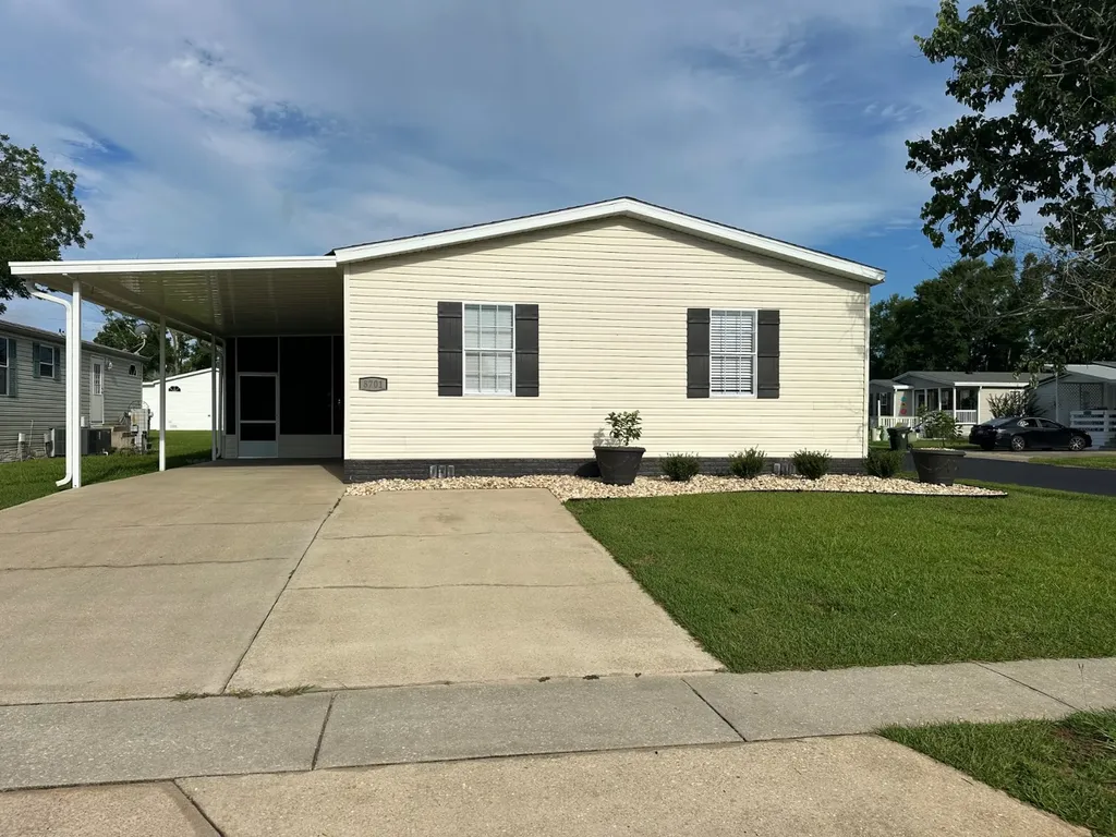 8701 Arlington Drive Foley AL 36535