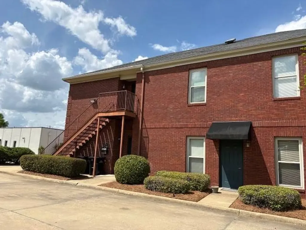 4252 Carmichael Road Montgomery AL 36106