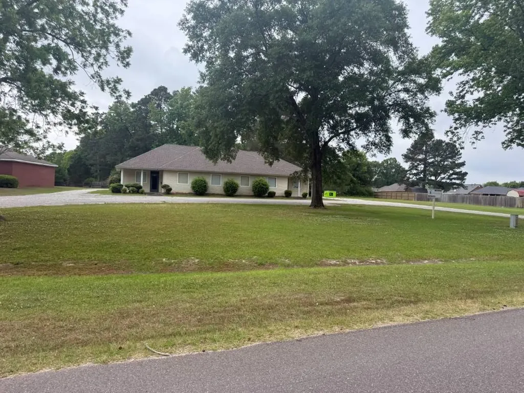 195 Gossom Switch Road Wetumpka AL 36092