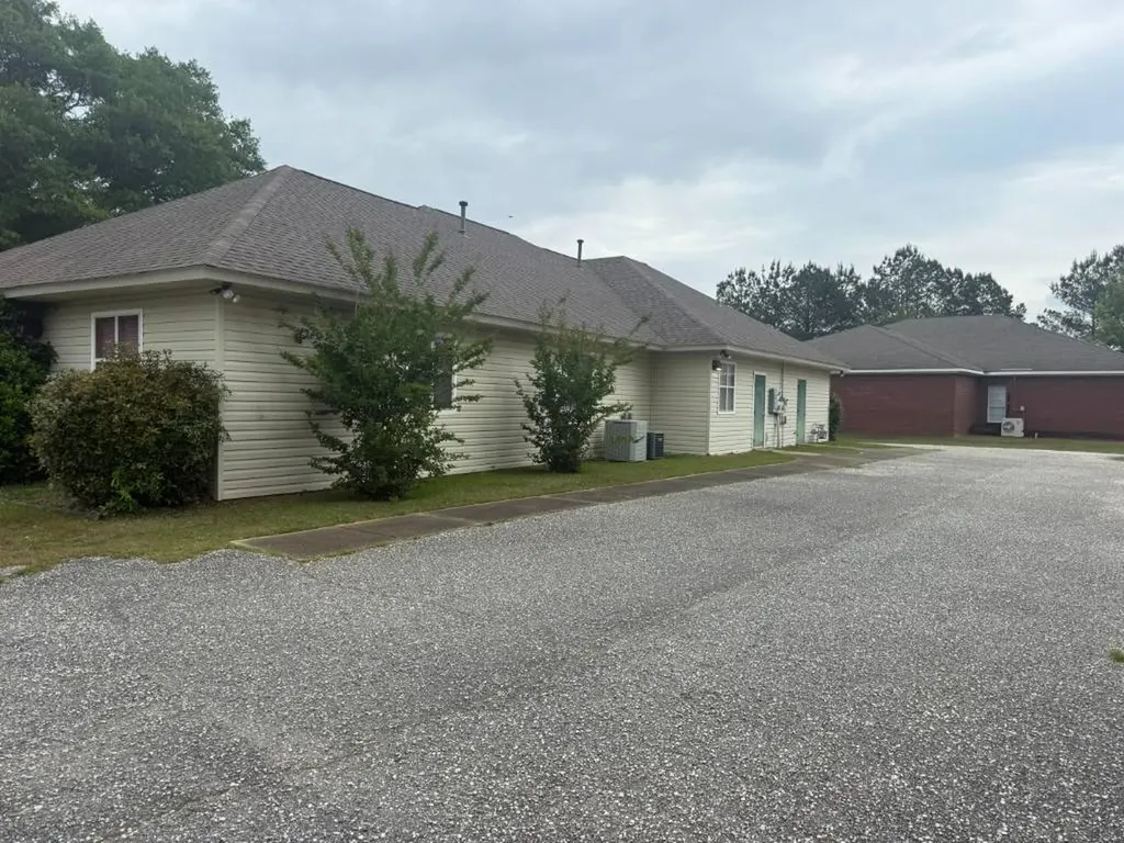 195 Gossom Switch Road Wetumpka AL 36092