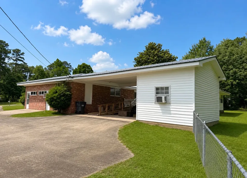 1302 Kimbrough Court Thomasville AL 36784