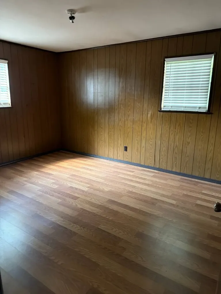 34 South Broadway Street Florence AL 35630