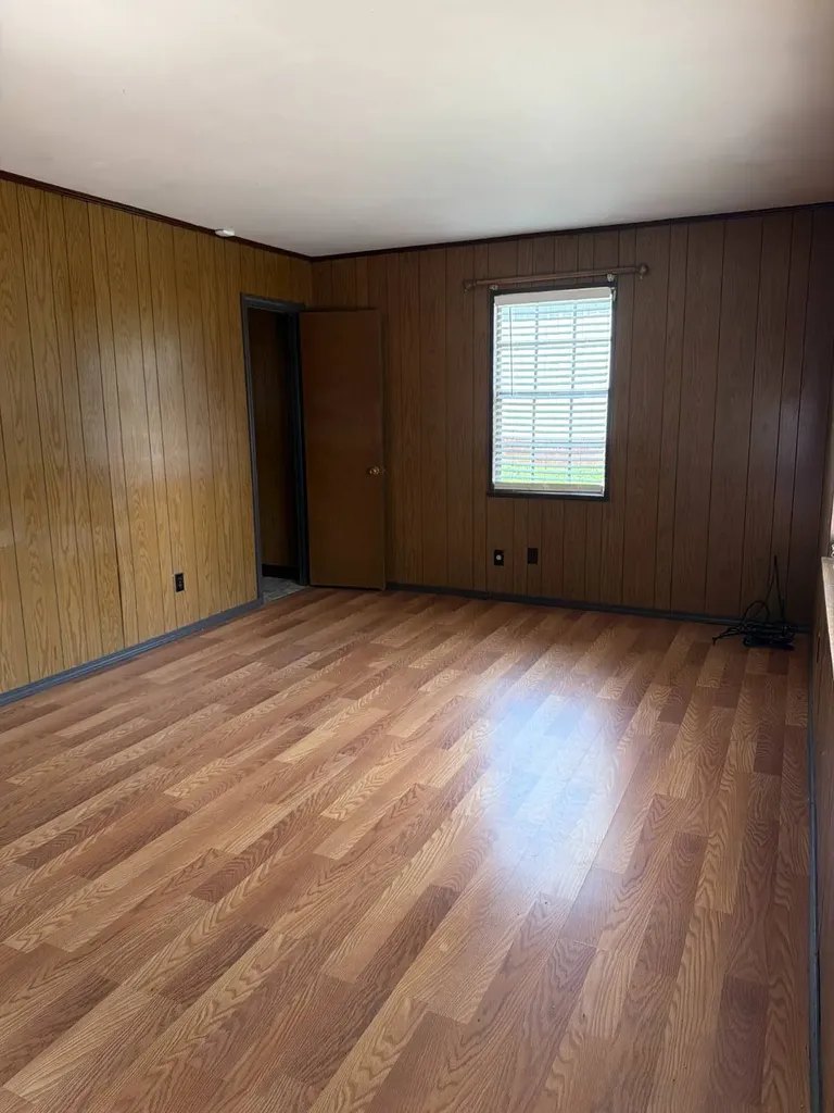 34 South Broadway Street Florence AL 35630