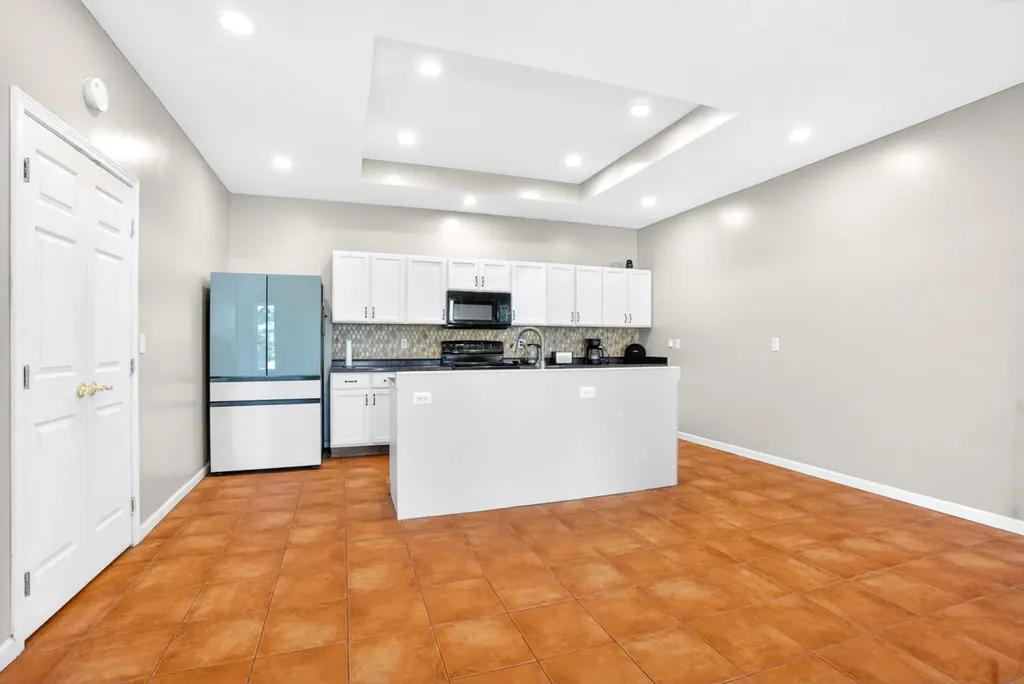 1049 County Road 539 Valley AL 36854