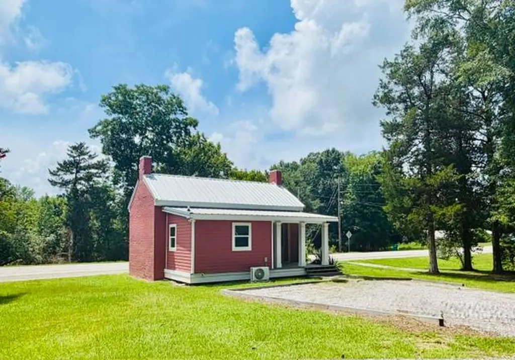 27160 Al Highway #25 Faunsdale AL 36738