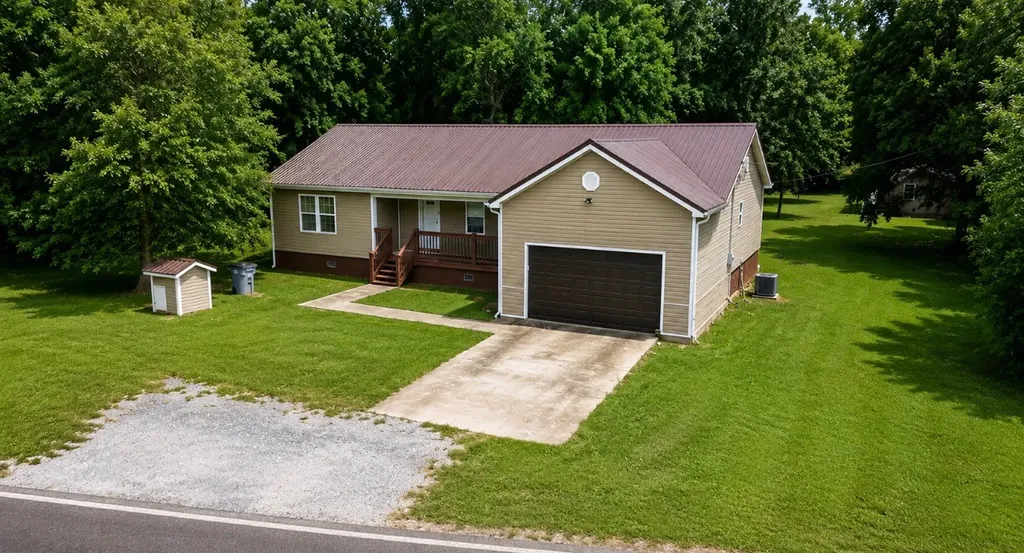 5271 Co. Road 6 Sweetwater AL 36782