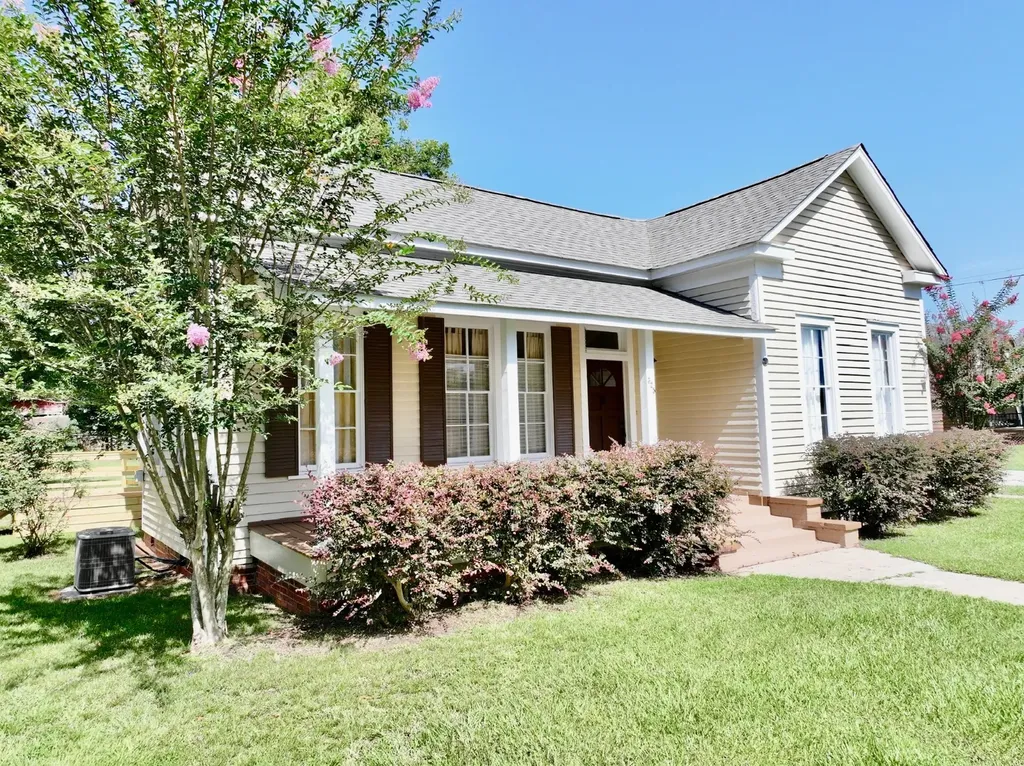 325 Cherry Avenue Jackson AL 36545
