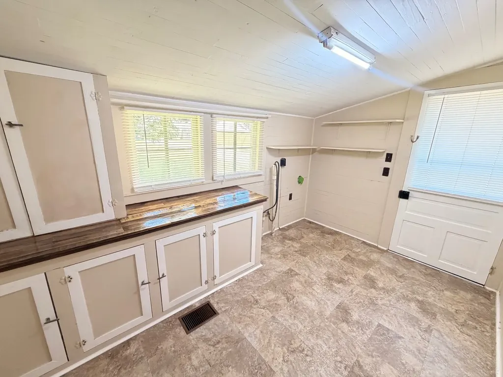 325 Cherry Avenue Jackson AL 36545