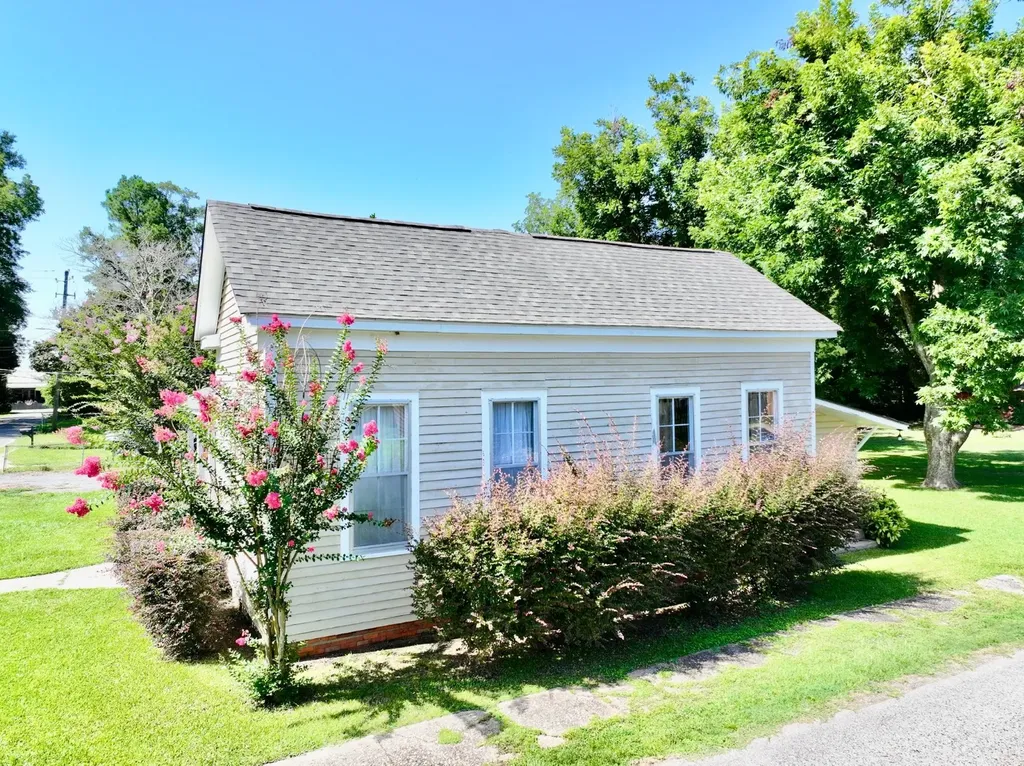 325 Cherry Avenue Jackson AL 36545