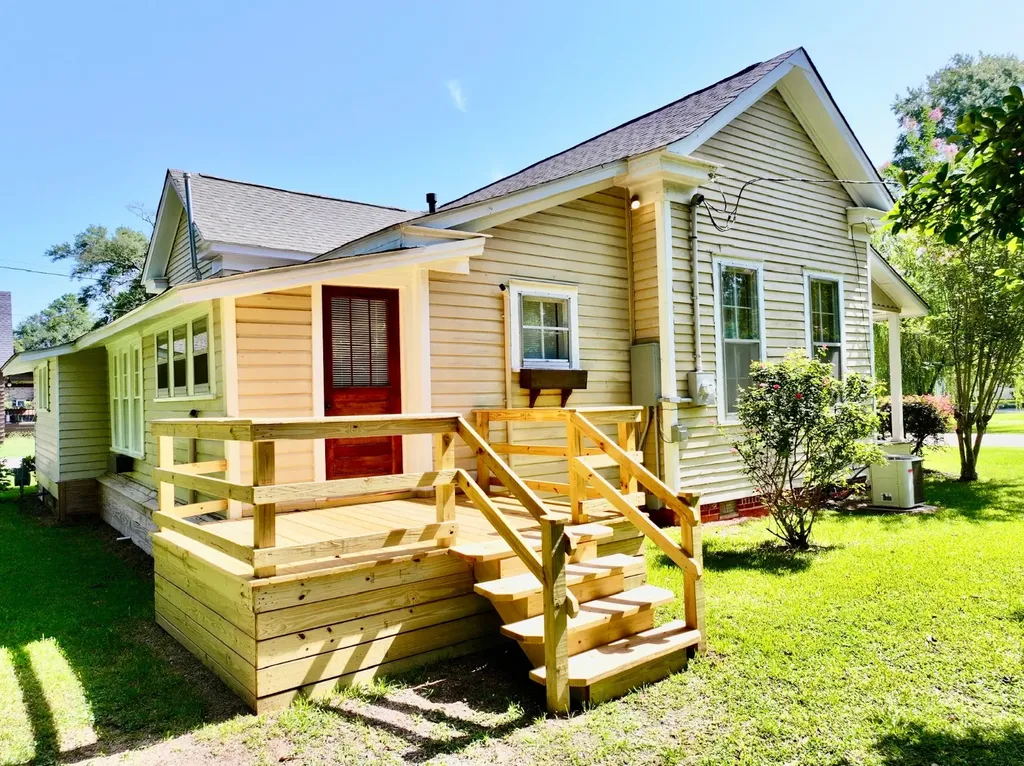 325 Cherry Avenue Jackson AL 36545