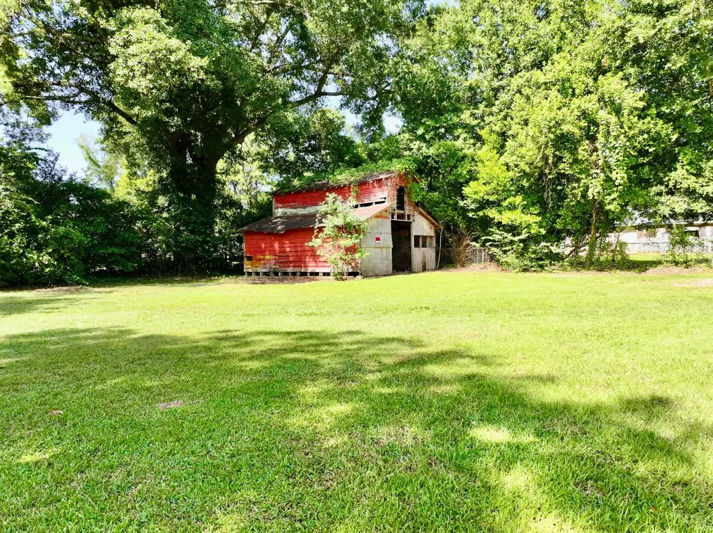 325 Cherry Avenue Jackson AL 36545