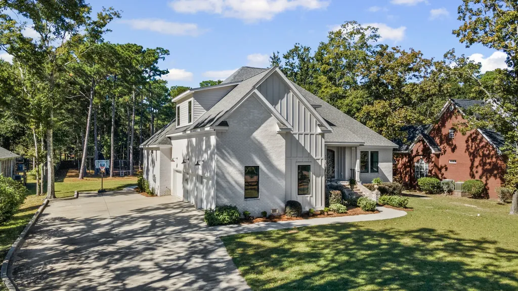3115 Dog River Road Theodore AL 36582