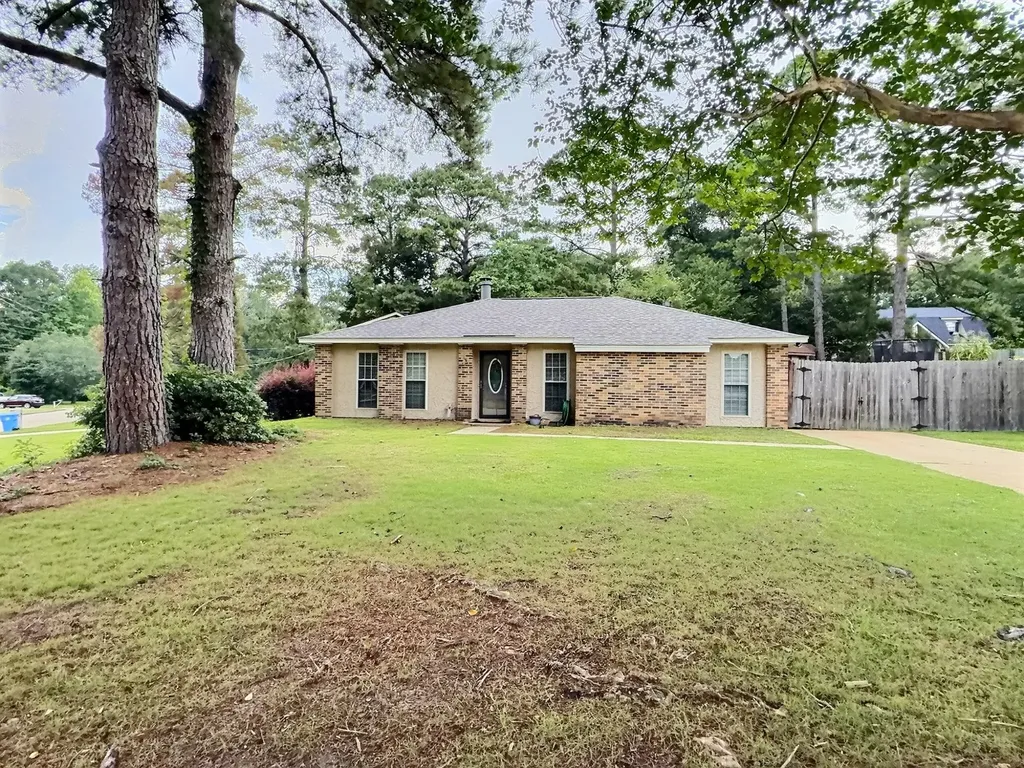 101 Grove Court Prattville AL 36067