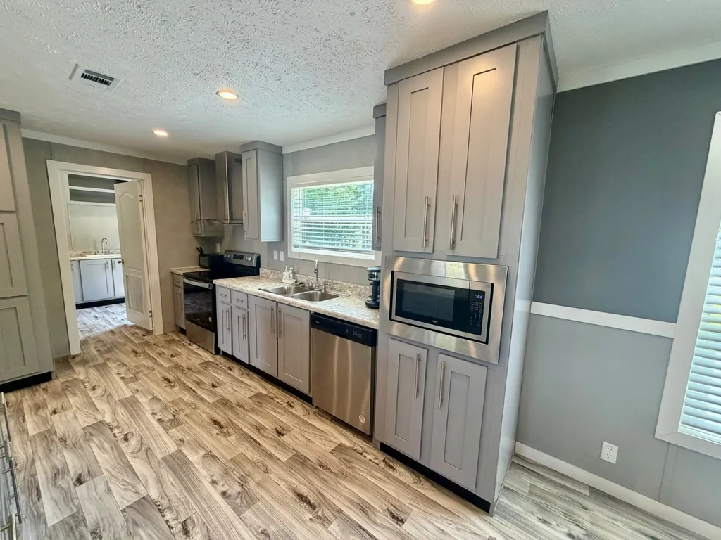 7648 Bayshore Drive Elberta AL 36530