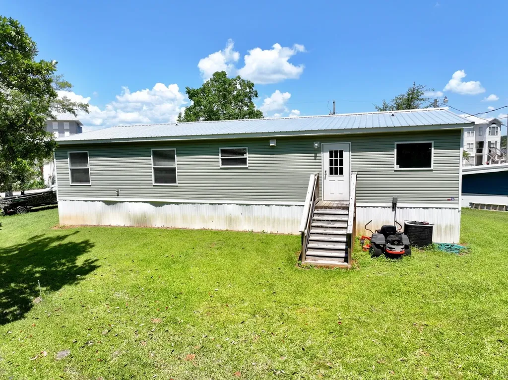 7648 Bayshore Drive Elberta AL 36530