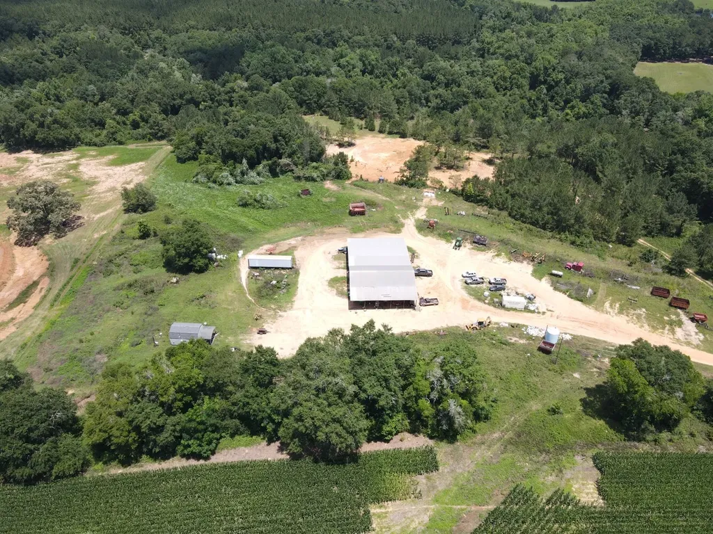 1422 Adkinson Road Newton AL 36352