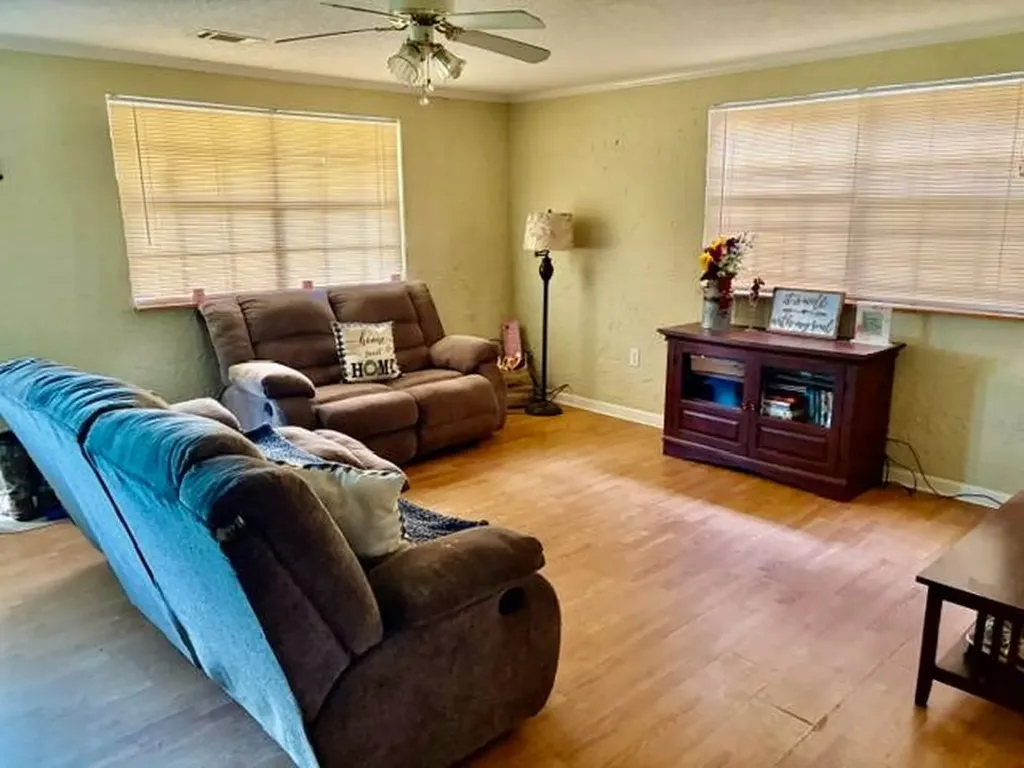 17674 Opp Highway Dozier AL 36028
