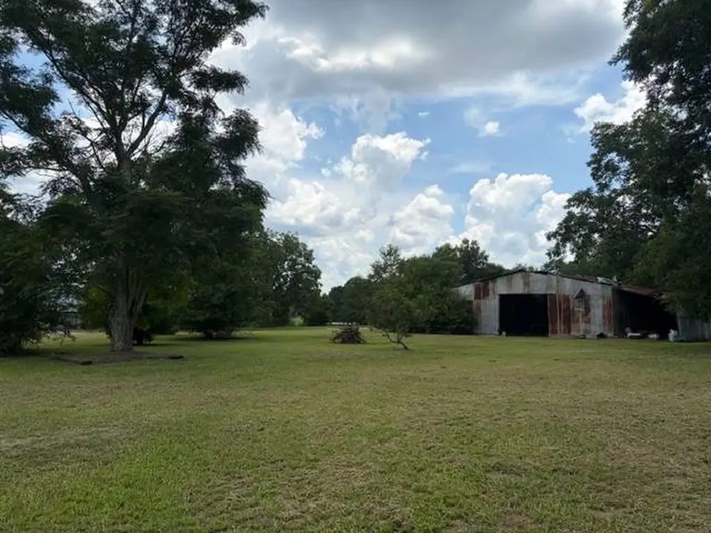 17674 Opp Highway Dozier AL 36028