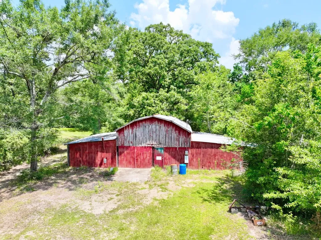 831 Pully Road Calvert AL 36513