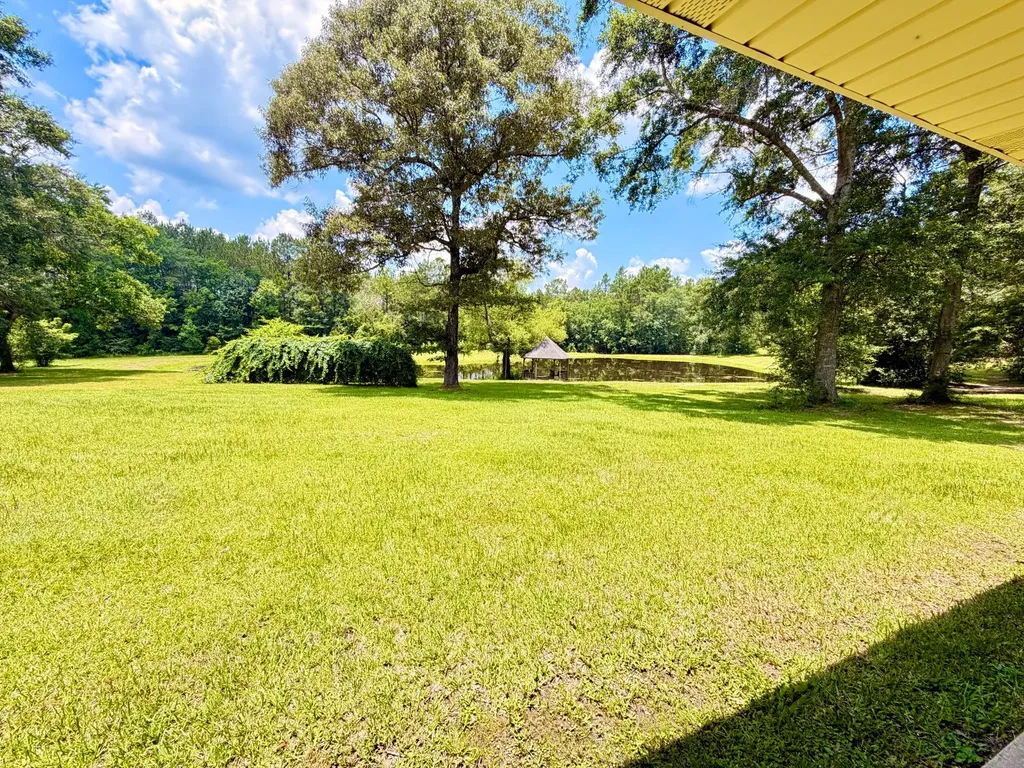 831 Pully Road Calvert AL 36513
