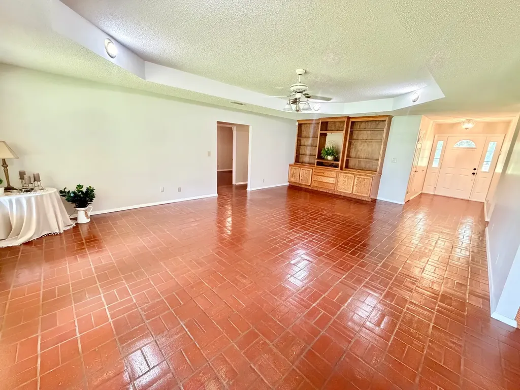 831 Pully Road Calvert AL 36513