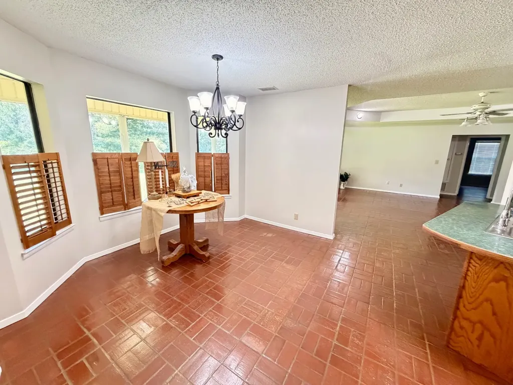 831 Pully Road Calvert AL 36513