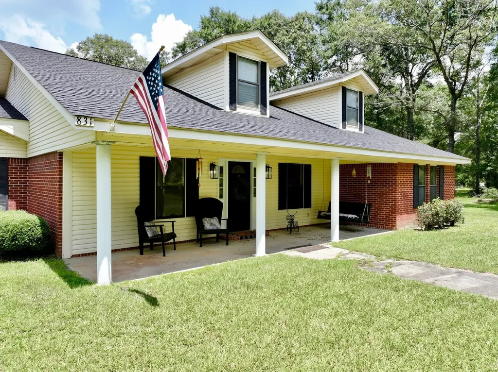 831 Pully Road Calvert AL 36513