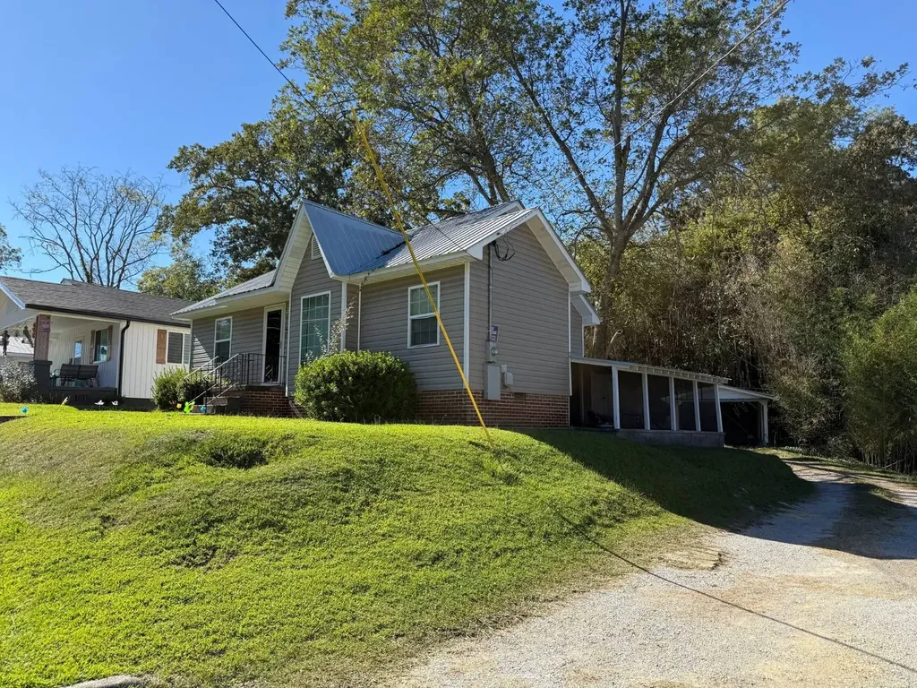 110 N 7th Street Gadsden AL 35903