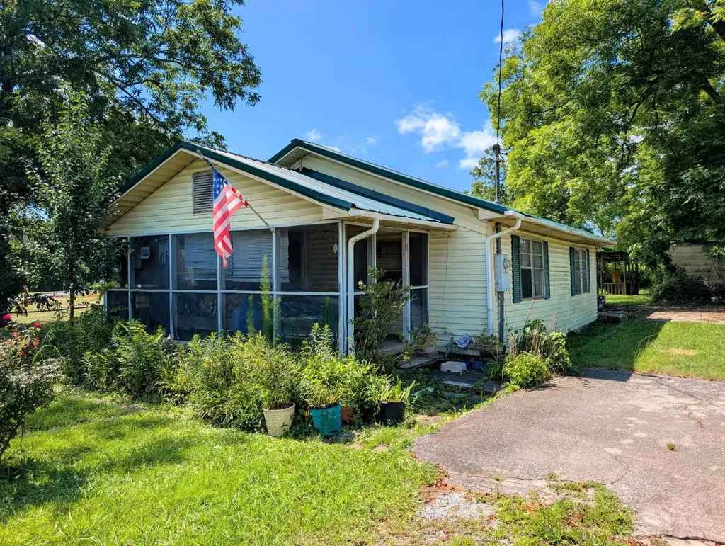 1822 Broadway Avenue Gadsden AL 35904