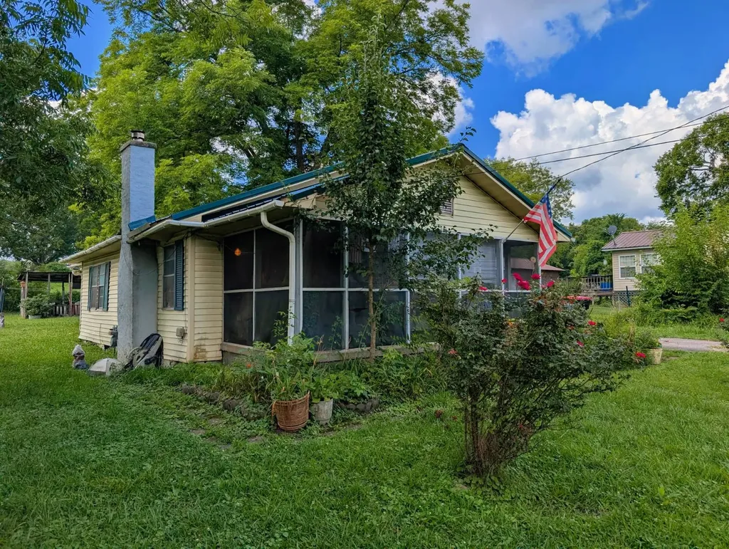 1822 Broadway Avenue Gadsden AL 35904