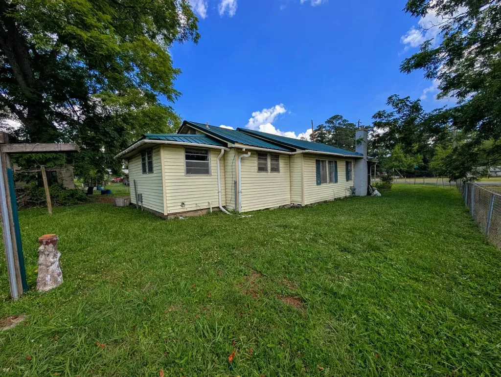 1822 Broadway Avenue Gadsden AL 35904