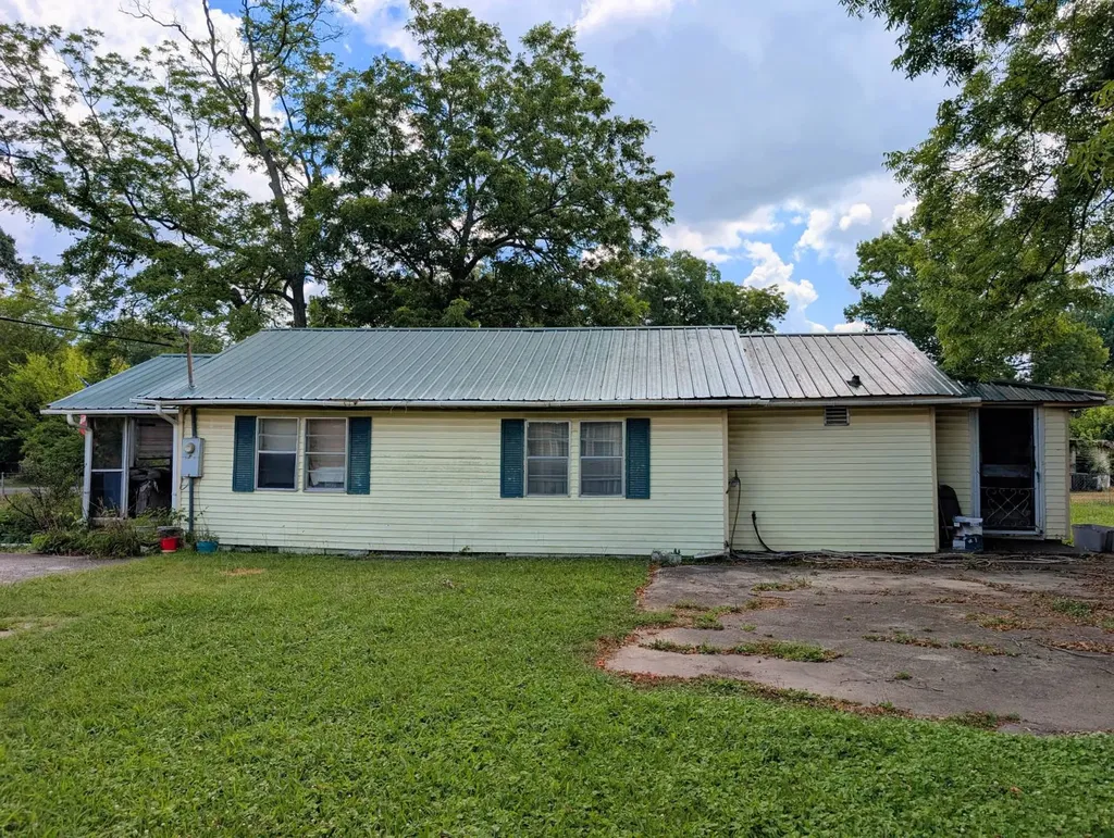 1822 Broadway Avenue Gadsden AL 35904
