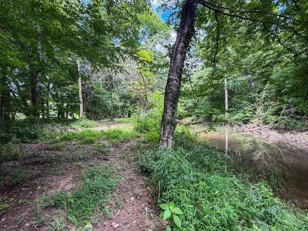 18390 County Road 8 Florence AL 35633