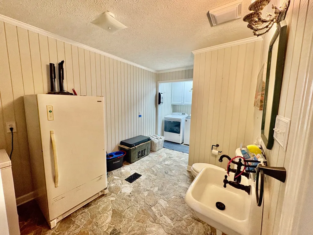 350 Kay Lane Grove Hill AL 36451