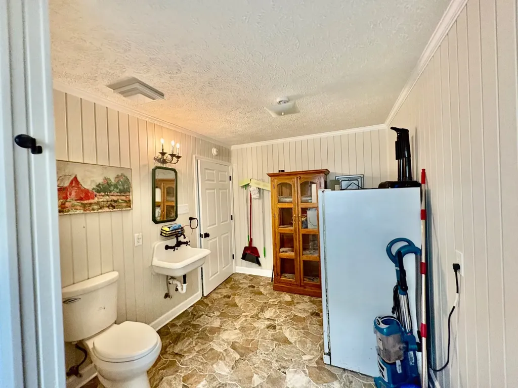 350 Kay Lane Grove Hill AL 36451