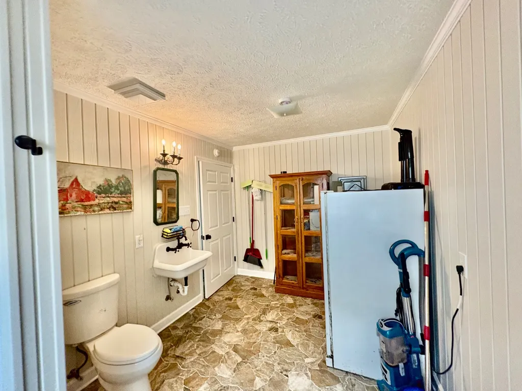 350 Kay Lane Grove Hill AL 36451