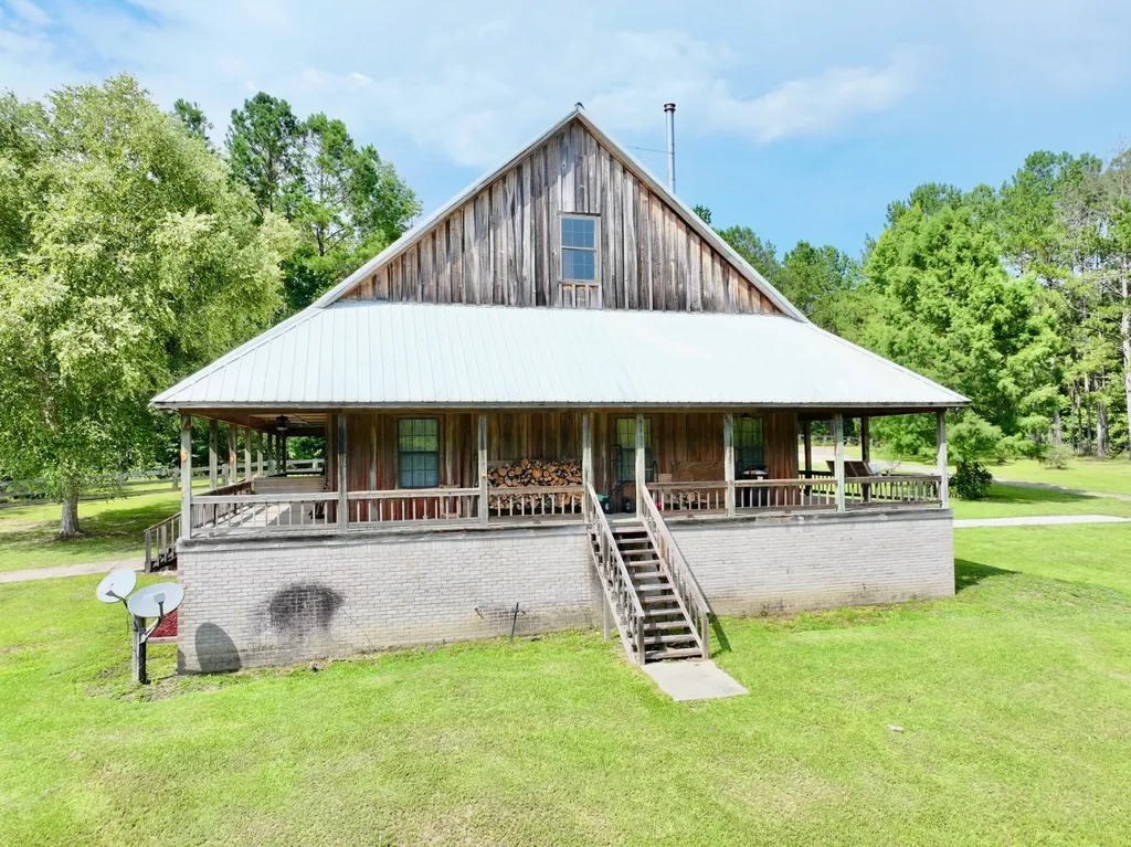 350 Kay Lane Grove Hill AL 36451