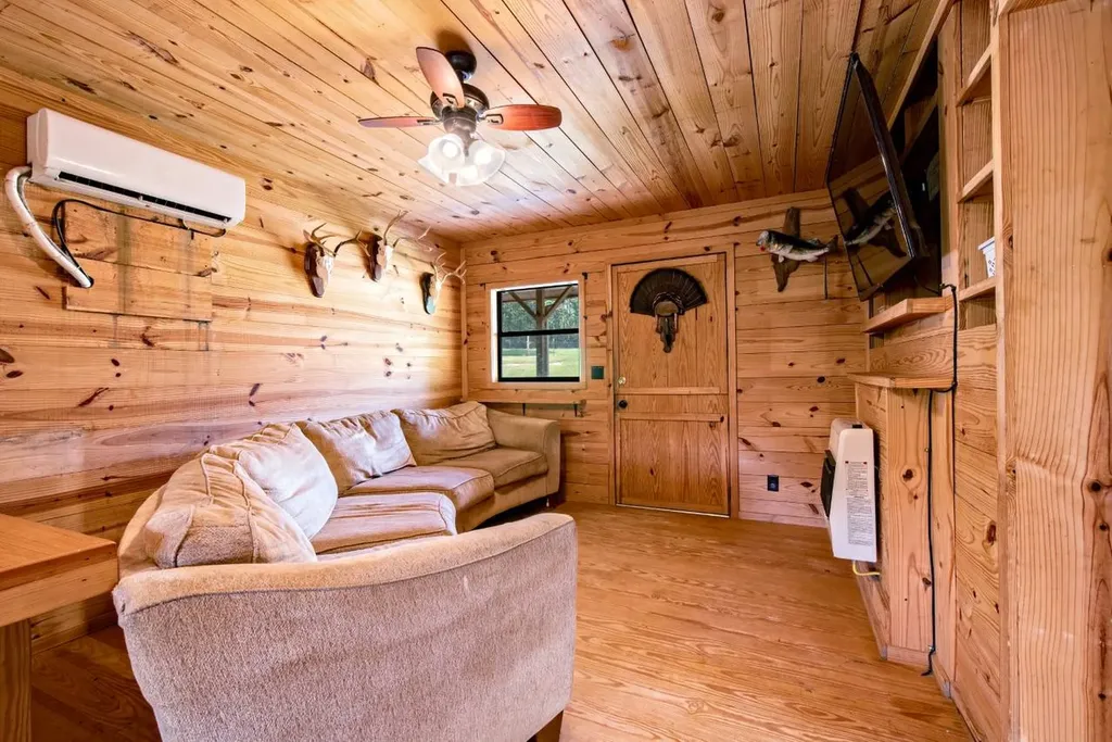 64 Eckhoff Drive Chatom AL 36518