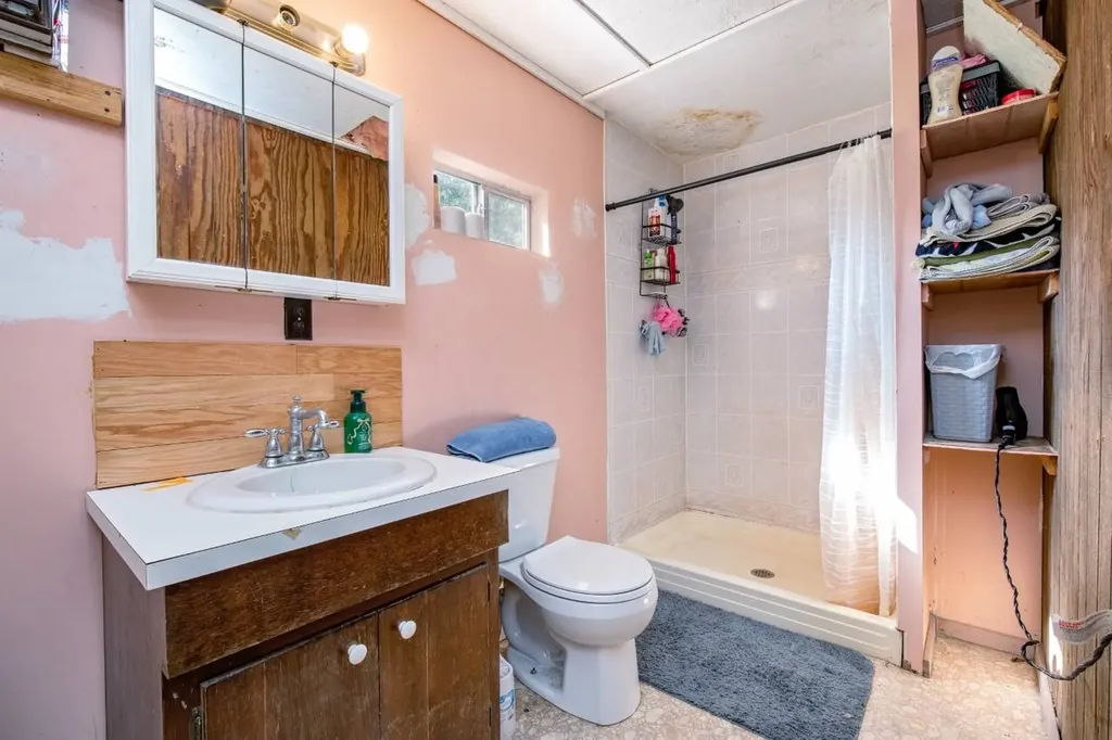 64 Eckhoff Drive Chatom AL 36518