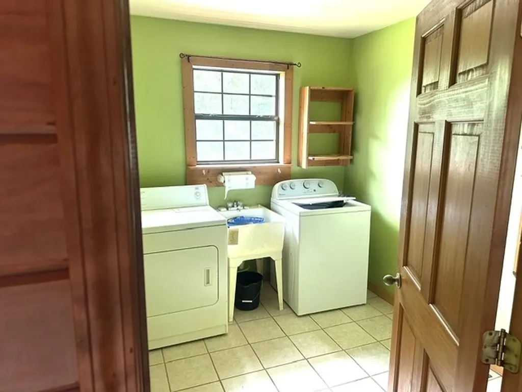 184 Cedar Ridge Estate Russellville AL 35653