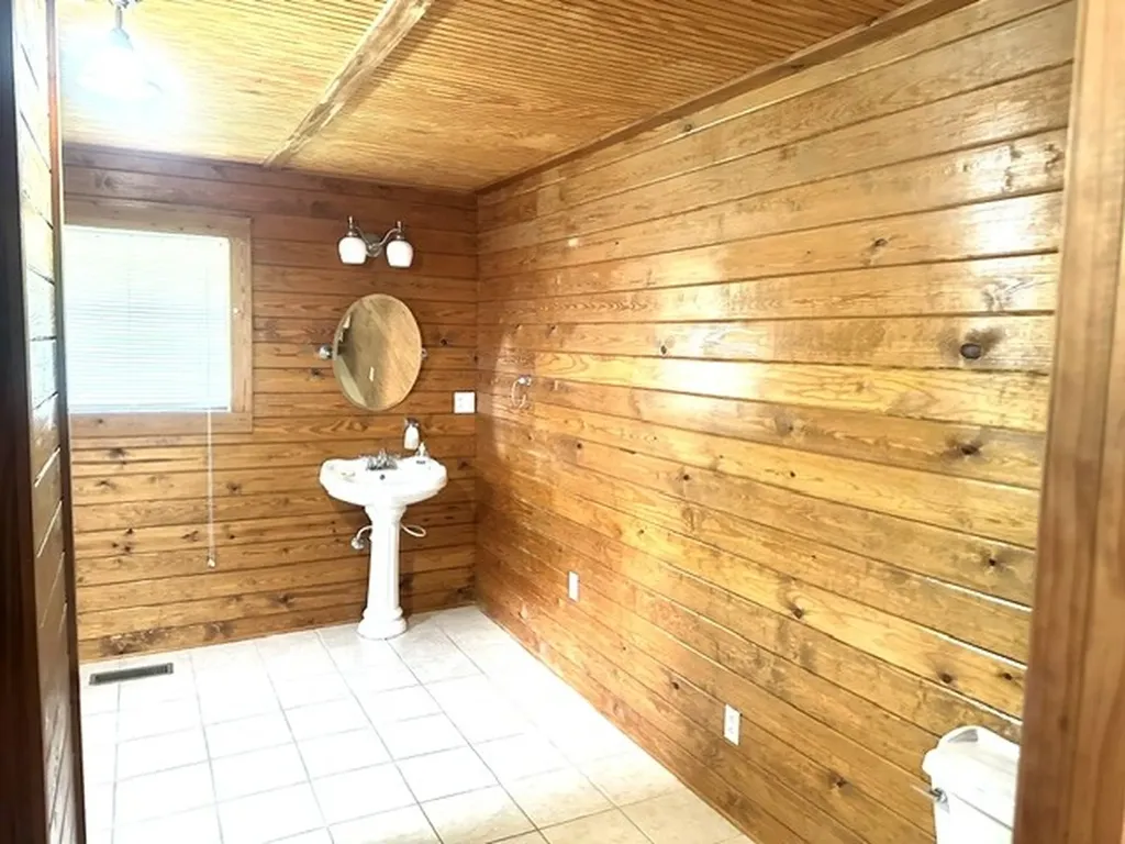 184 Cedar Ridge Estate Russellville AL 35653