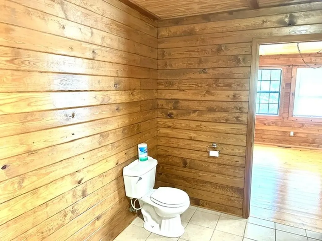 184 Cedar Ridge Estate Russellville AL 35653