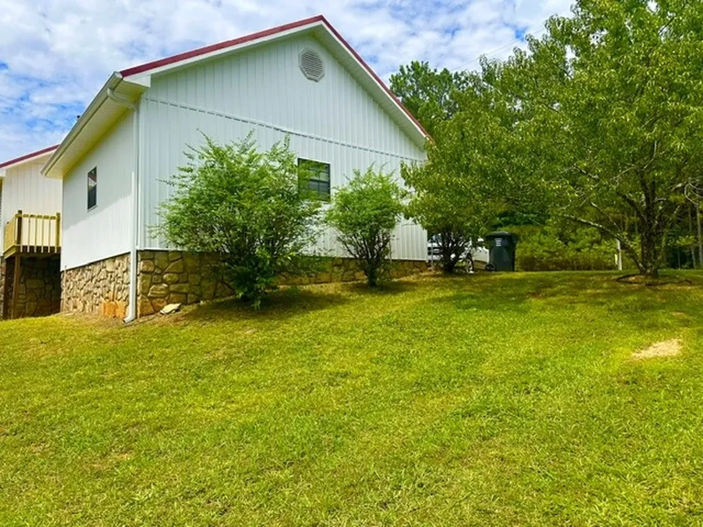 184 Cedar Ridge Estate Russellville AL 35653