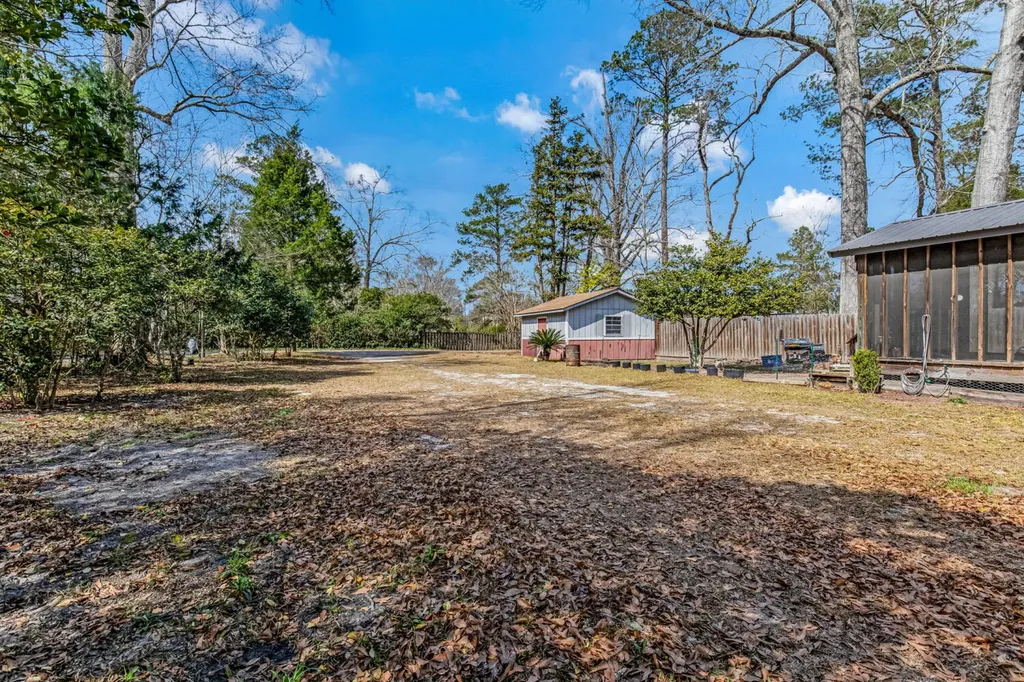 817 Douglas Avenue Brewton AL 36426