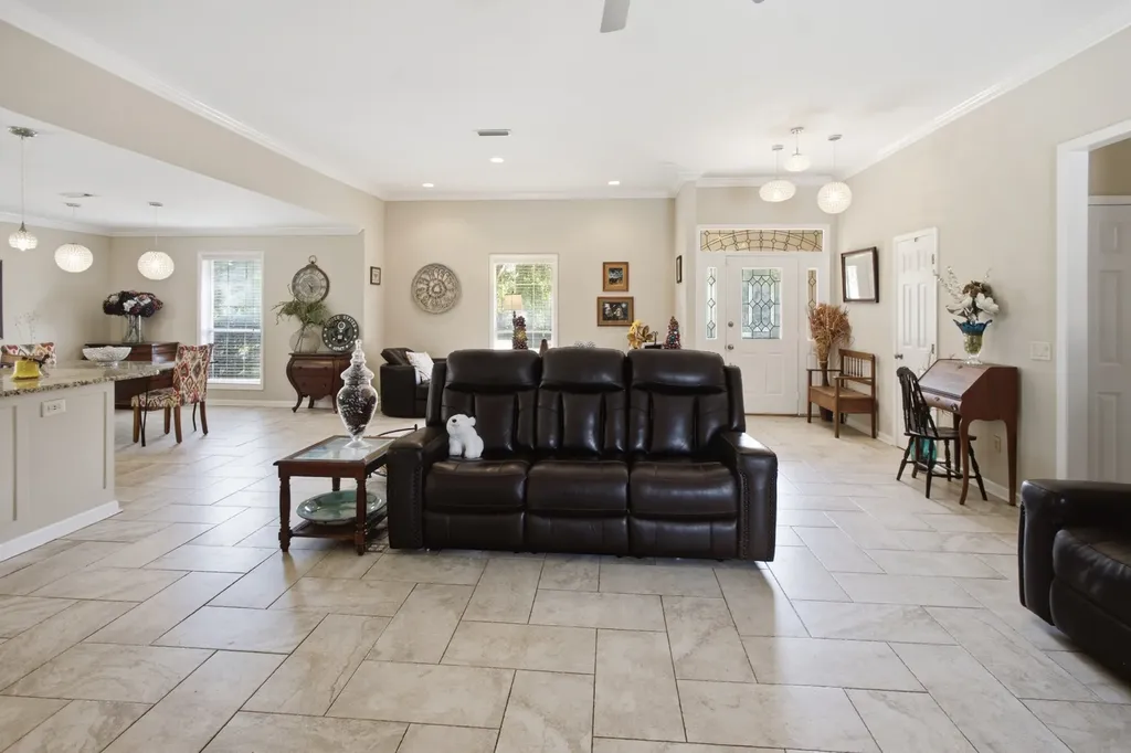 344 Hidden Springs Drive Midland City AL 36350