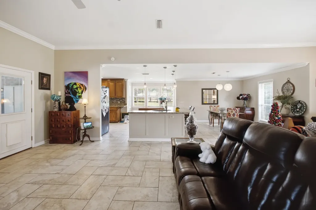 344 Hidden Springs Drive Midland City AL 36350