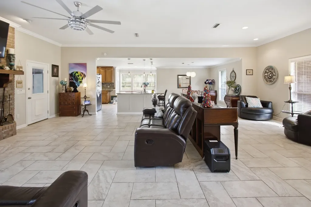 344 Hidden Springs Drive Midland City AL 36350