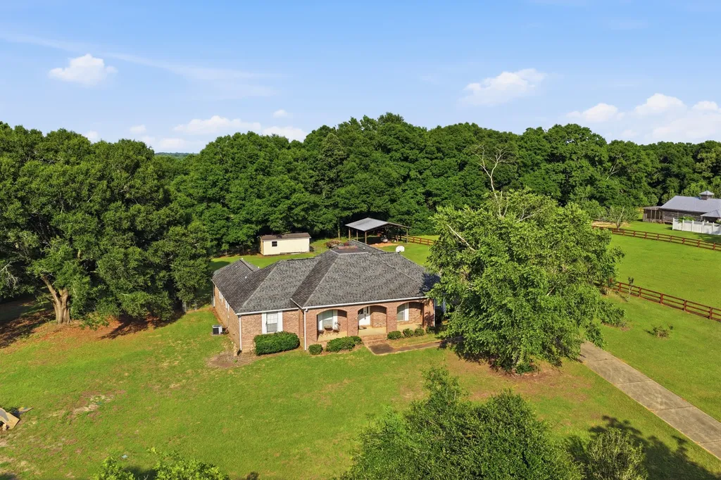 344 Hidden Springs Drive Midland City AL 36350